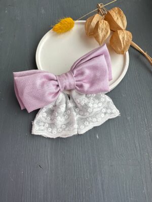 kaspinas segtukas plaukams