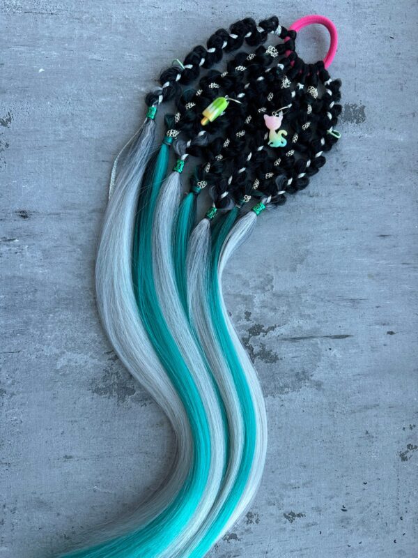 Plaukų gumytė rankų darbo karalienė