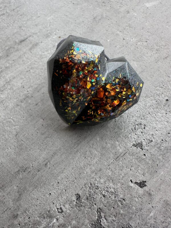 Plaukų gumytė iš epoksidinės dervos širdis