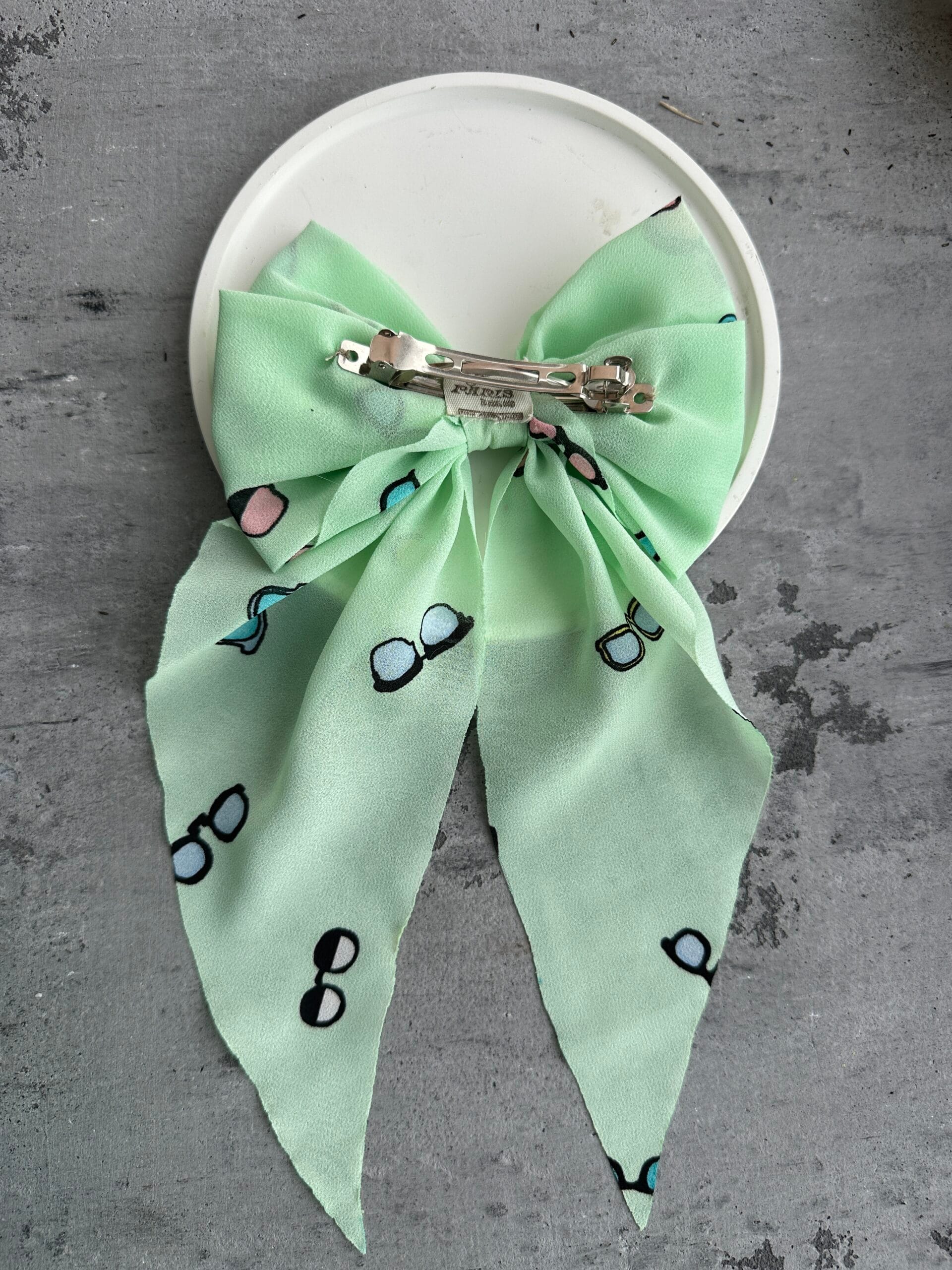 plaukų kaspinas segtukas Atostogos