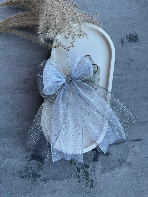 Plaukų kaspinas baltas segtukas