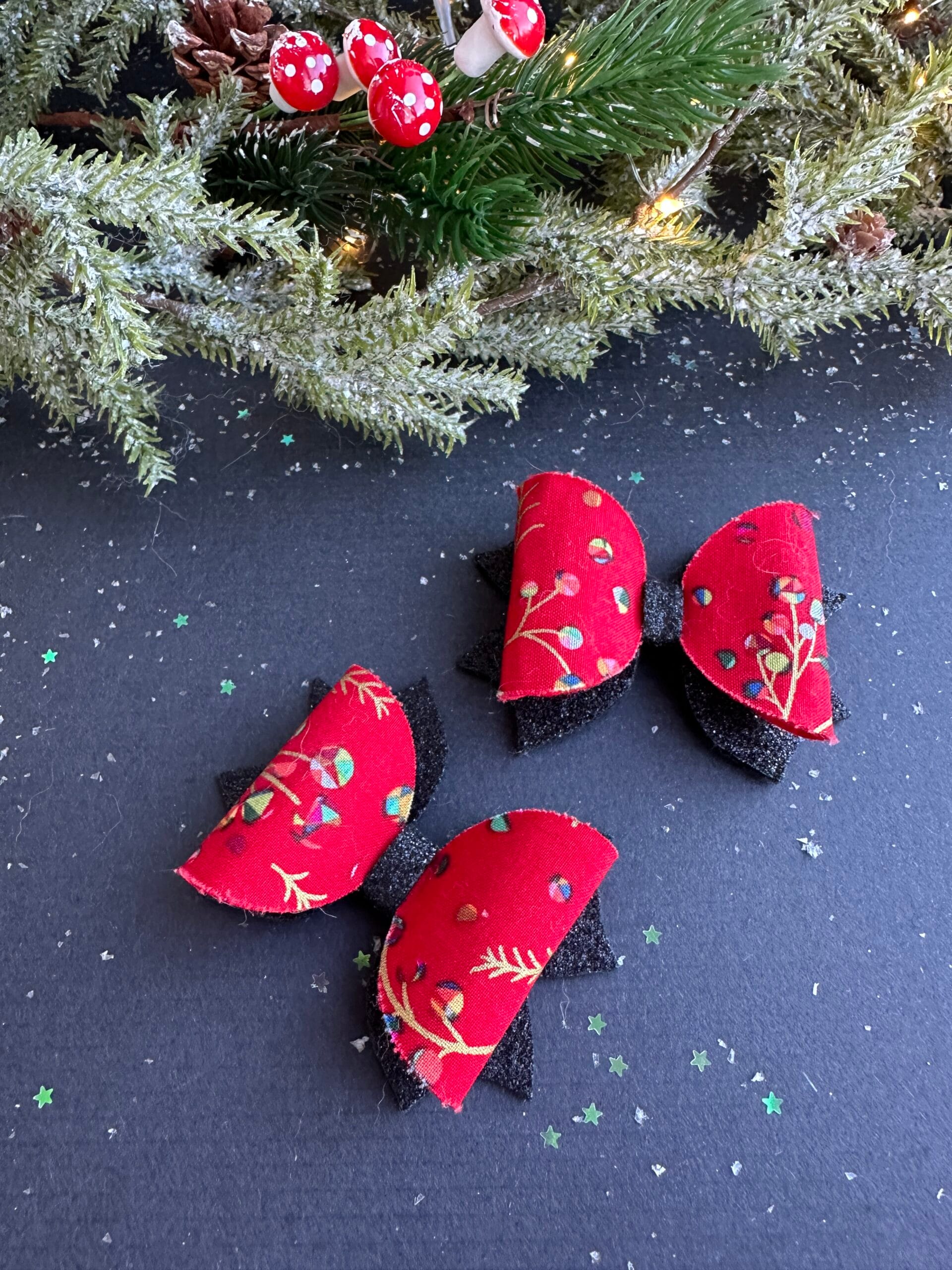 Plaukų segtukai raudoni