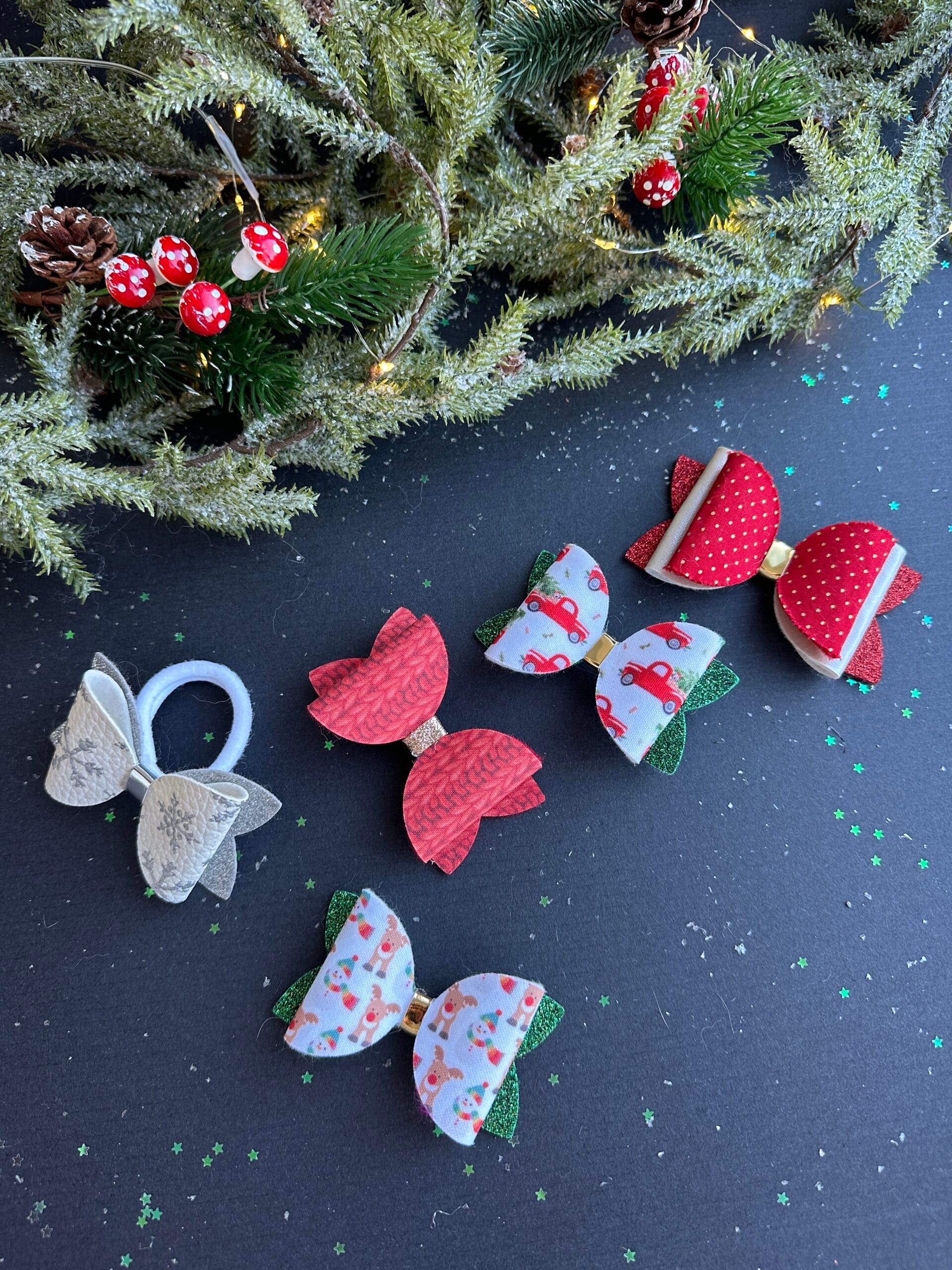 Plaukų segtukų ir gumyčių rinkinys