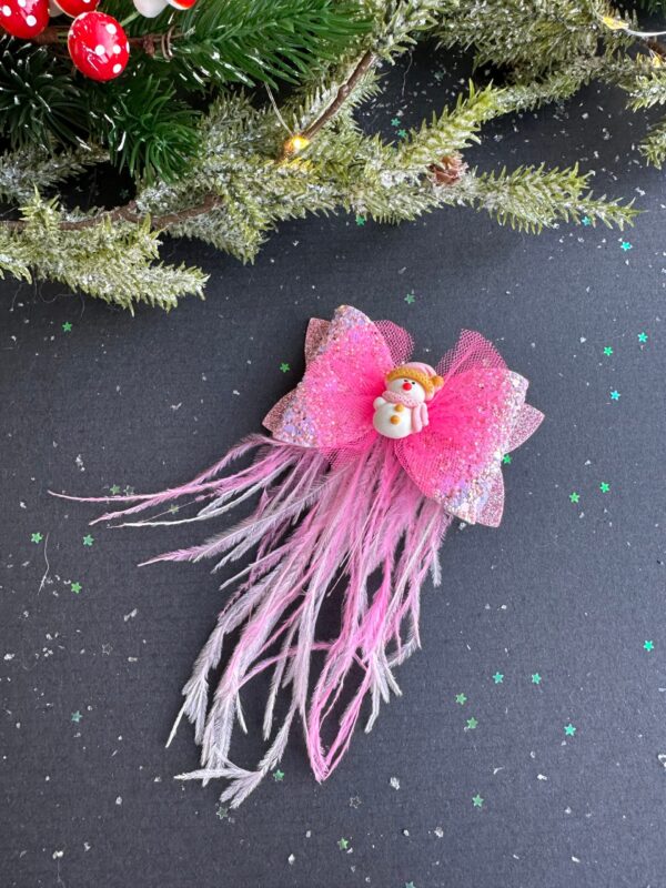 Plaukų segtukas su plunksnomis rožinis besmegenis