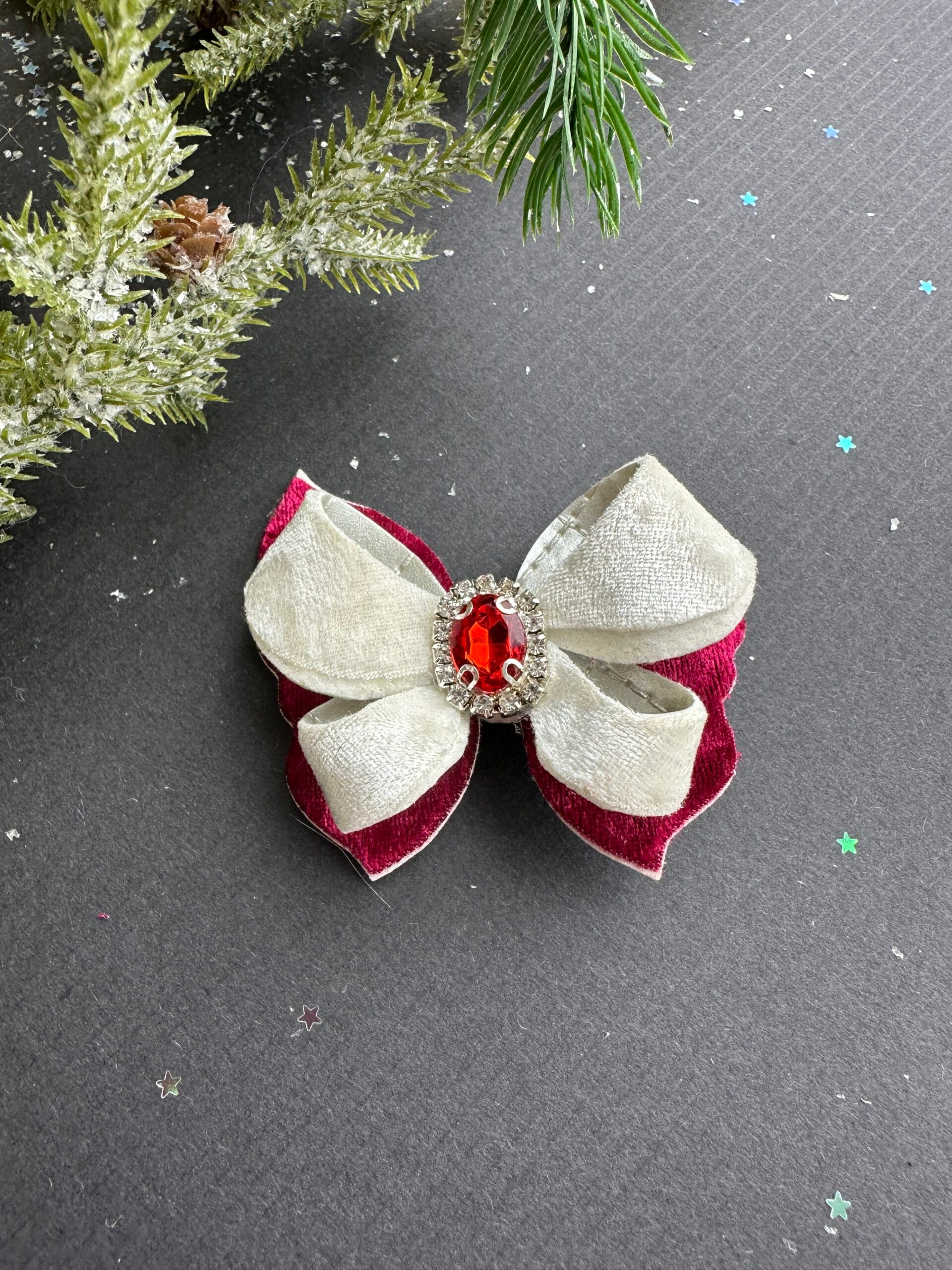 Plaukų segtukas raudonas drugelis