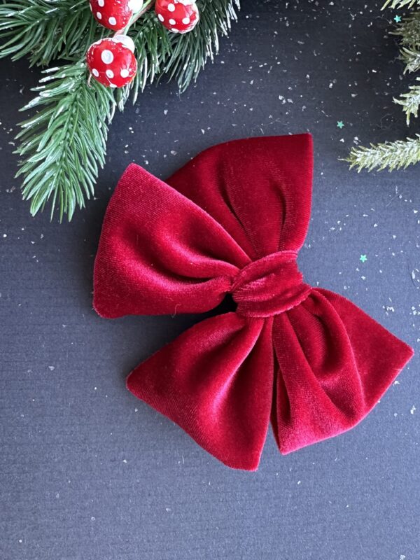 plaukų kaspinas segtukas raudonas barchatas