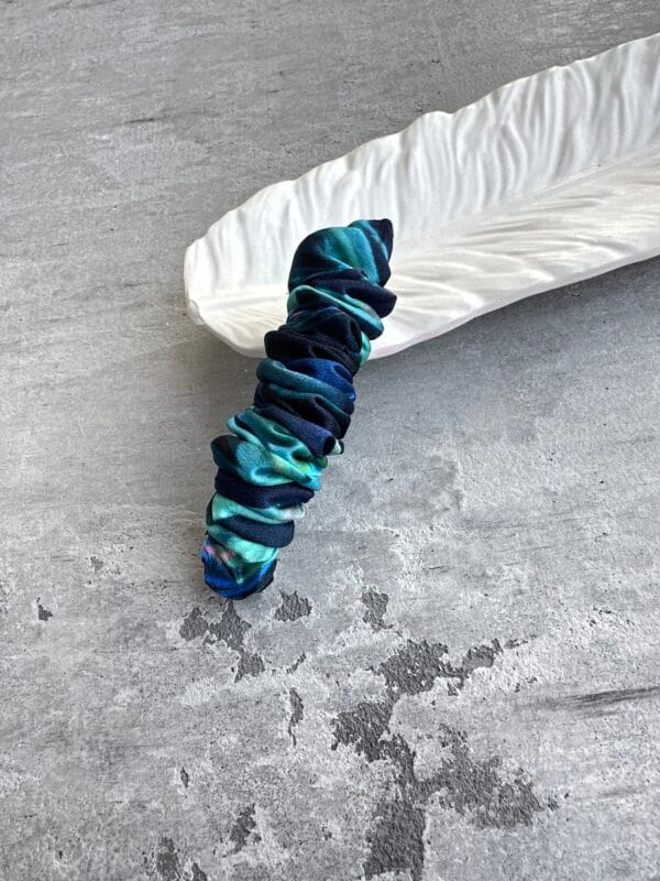 Šilkinis plaukų segtukas – elegantiškas plaukų raukinukas