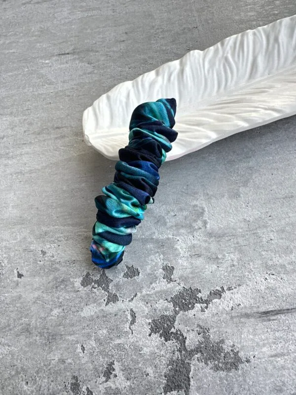 Šilkinis plaukų segtukas – elegantiškas plaukų raukinukas