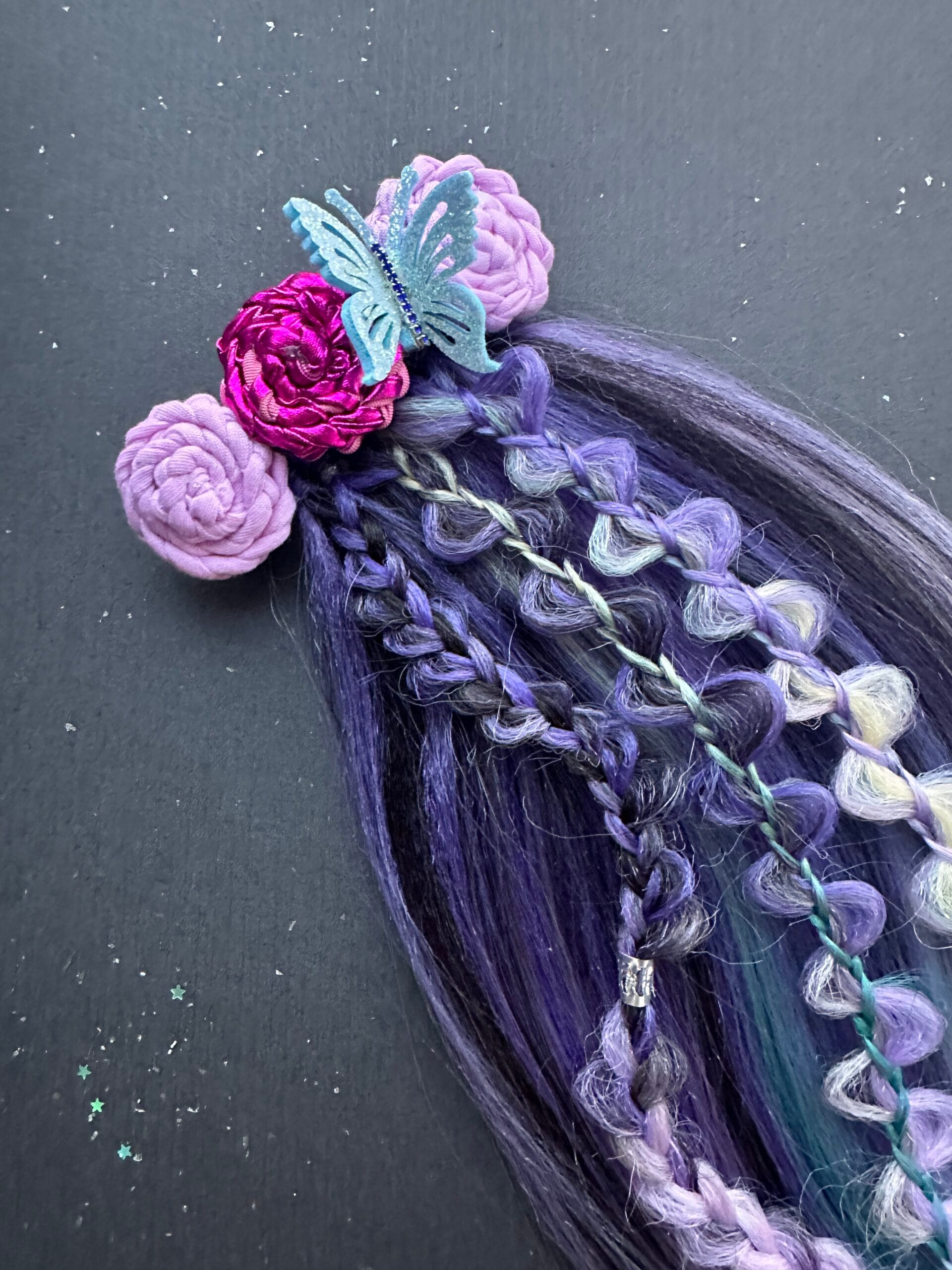 Plaukų segtukas su plaukais – stilingas aksesuaras, kuris pakeis tavo įvaizdį - Image 2