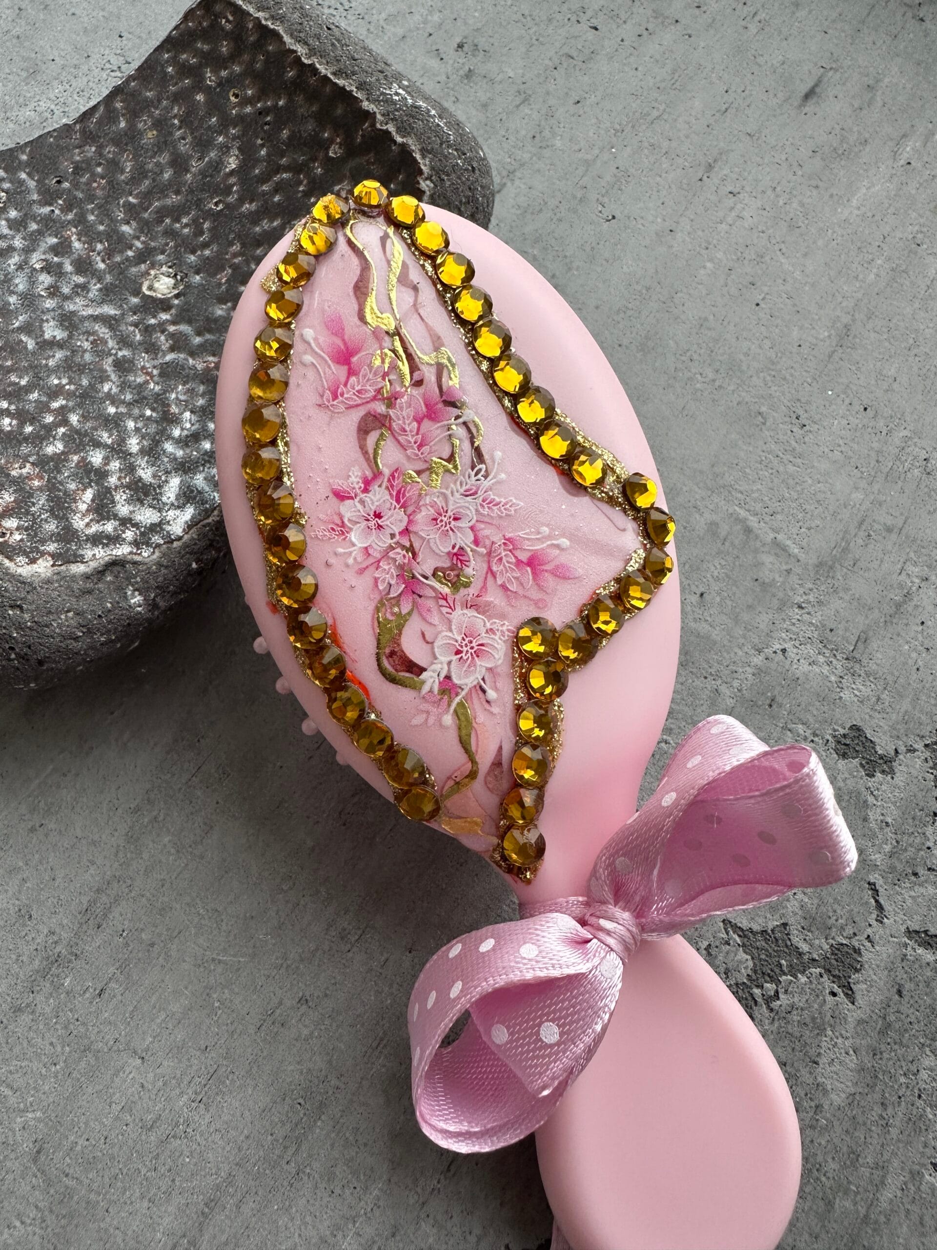 Plaukų šukos – stilingas ir patogus plaukų aksesuaras - Image 2