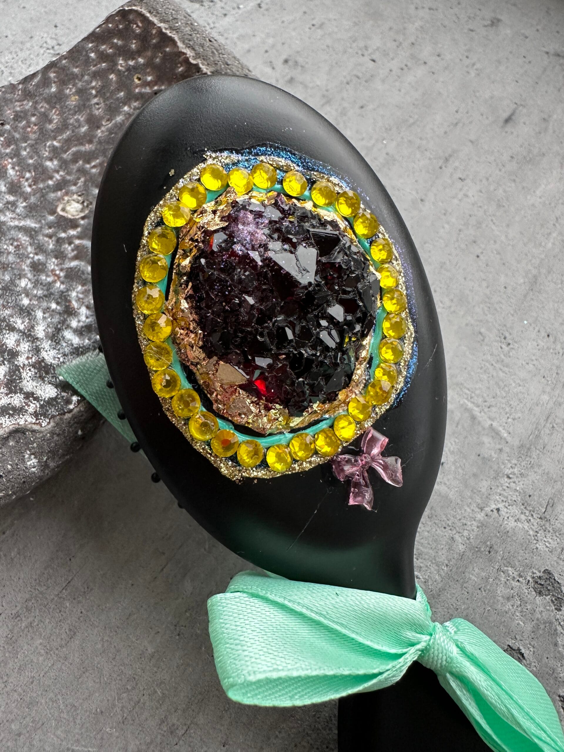 Plaukų šukos elegancija - Image 2