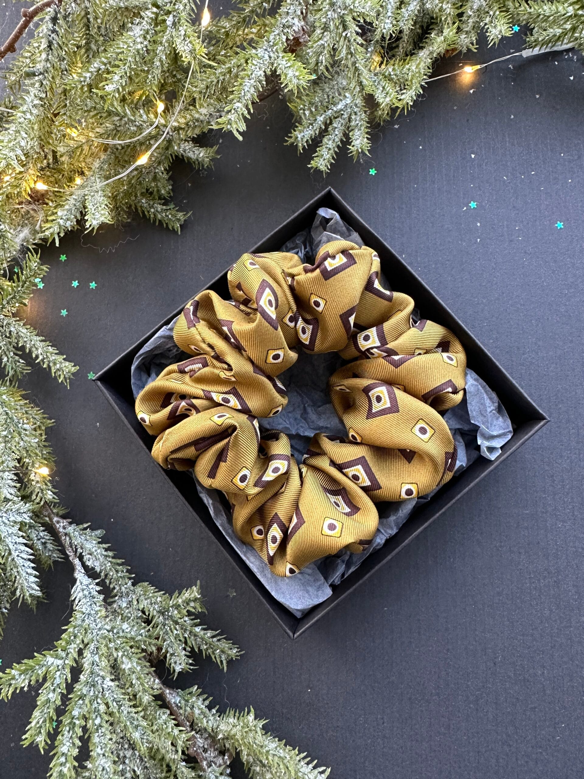 Šilkinė plaukų gumytė MAX MARA Šilkas (Tvilas)