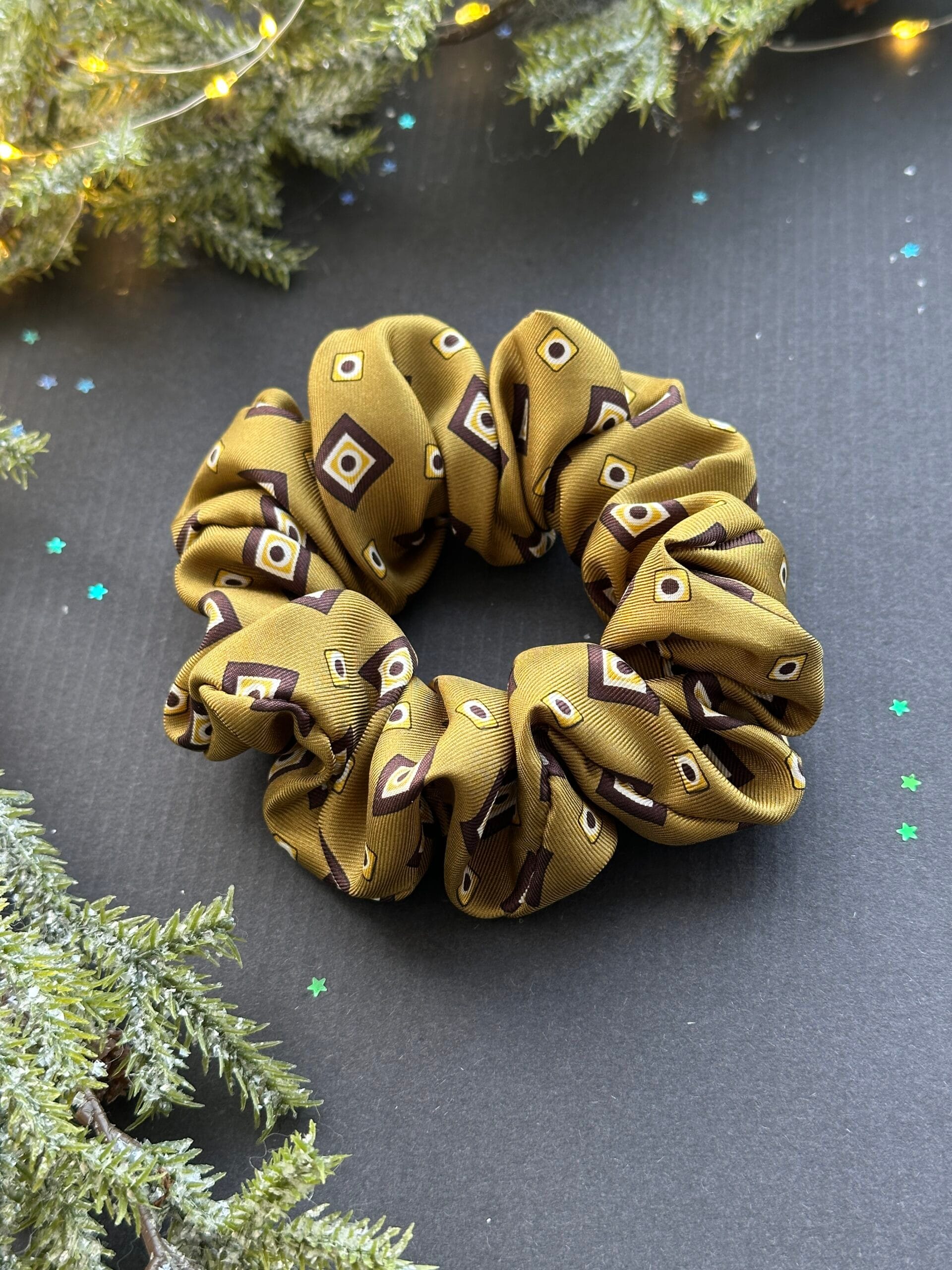 Šilkinė plaukų gumytė MAX MARA Šilkas (Tvilas)