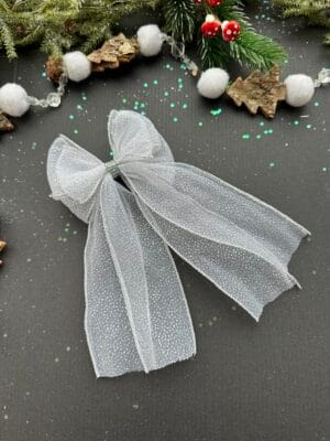 Plaukų kaspinas šventei segtukas baltas