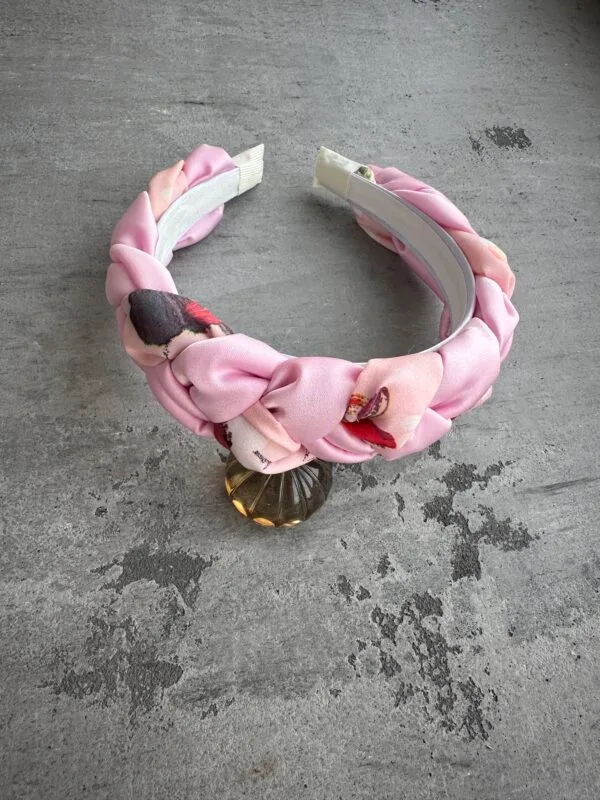 Lankelis plaukams gėlėtas