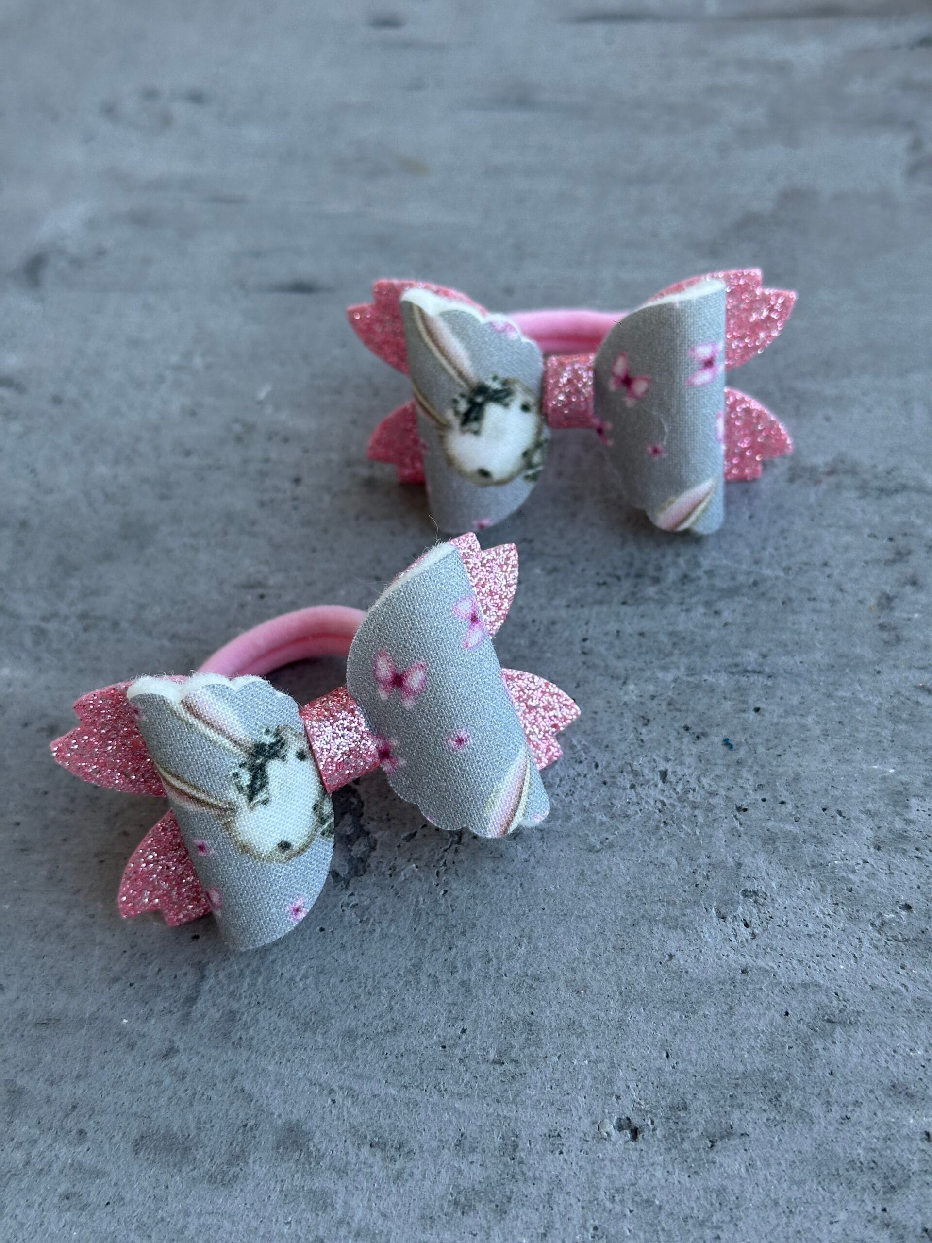 Plaukų gumytės zuikis