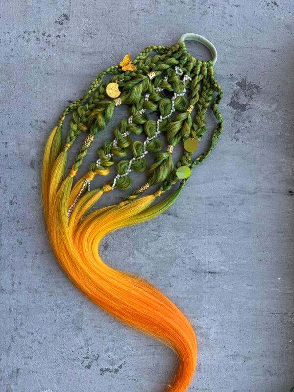 Pinta plaukų gumytė mergaitėms – rankų darbo aksesuaras