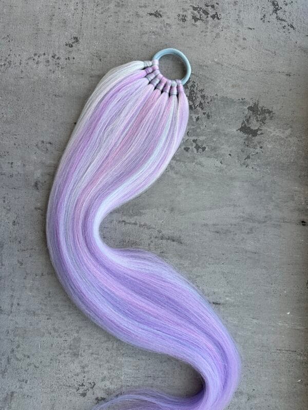 Plaukų gumytė rankų darbo spalvota