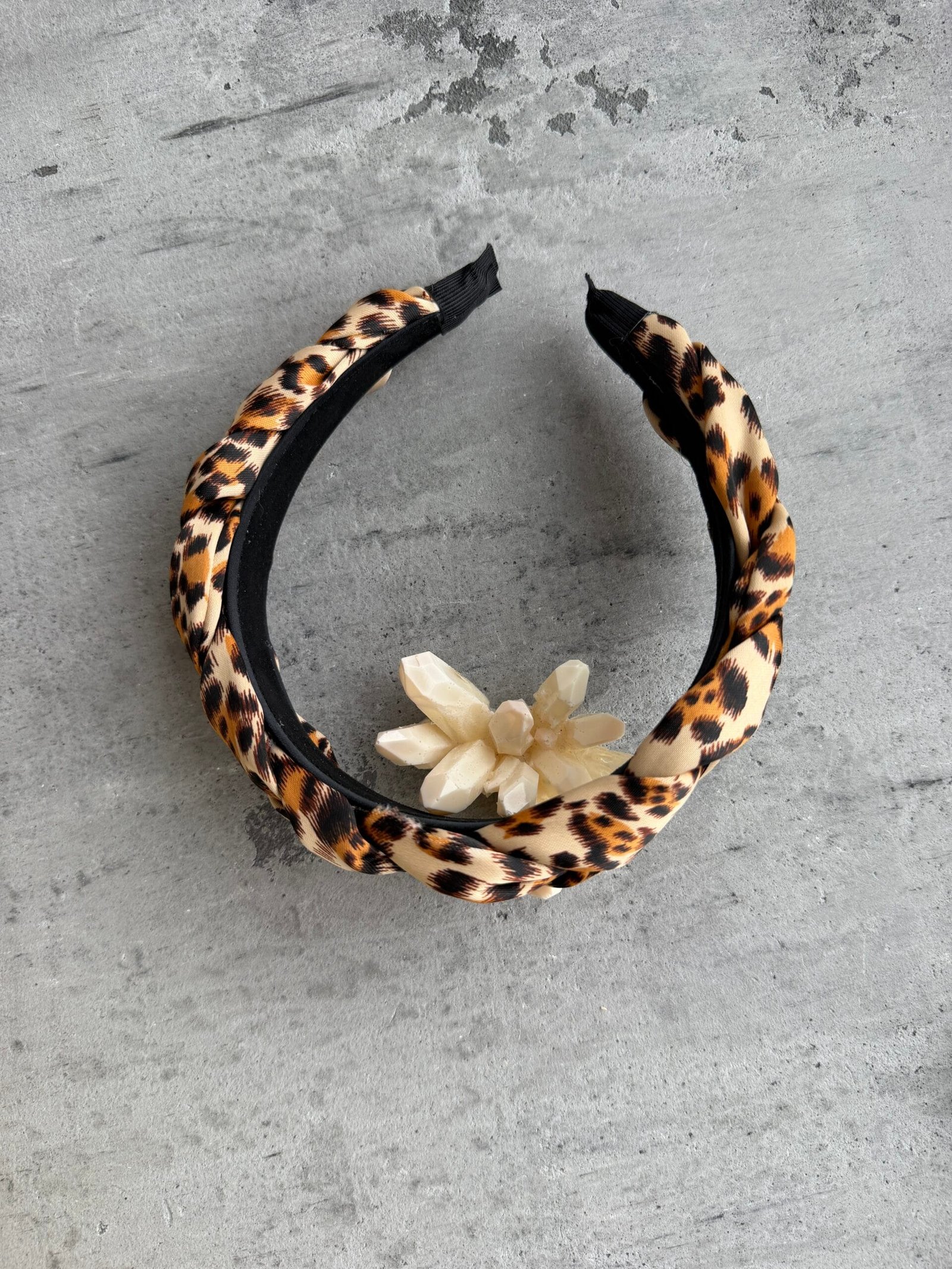 Lankelis plaukams leopardas - Image 2