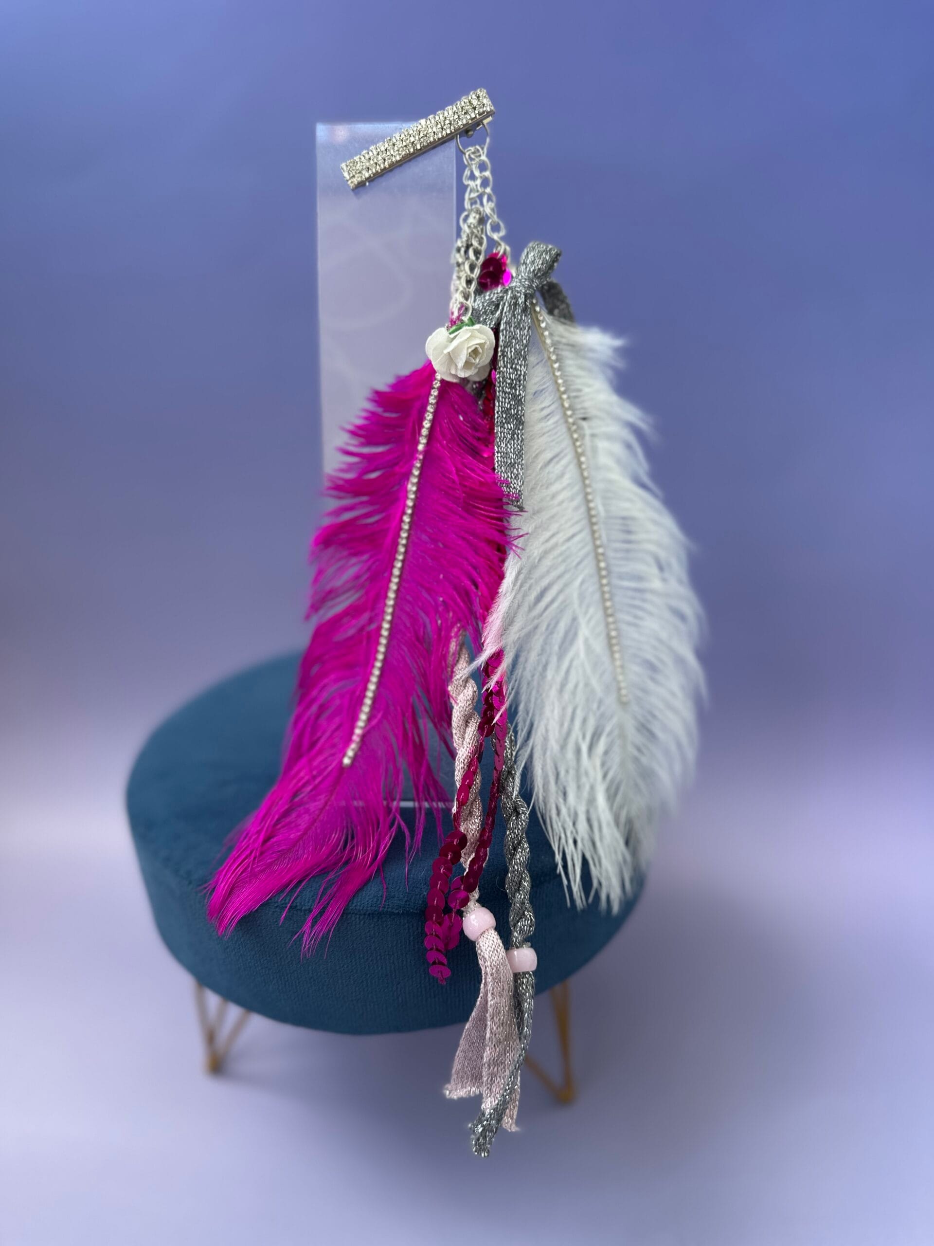 Plaukų segtukas su plunksnomis švelnumas - Image 2