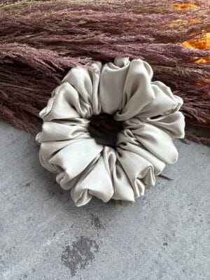 šilkinės gumelės plaukams Spindesys