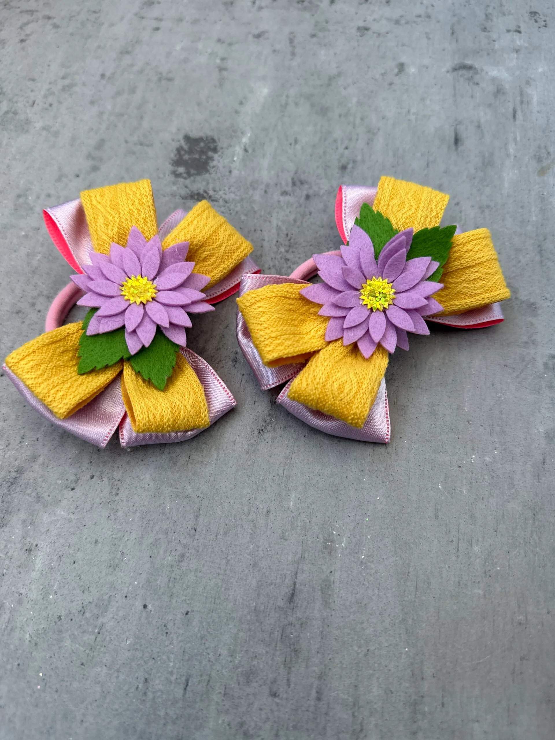 Plaukų gumytės mergaitėms pavasaris