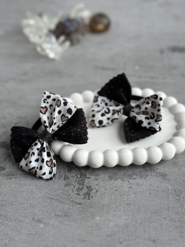 Plaukų gumytės juodas leopardas