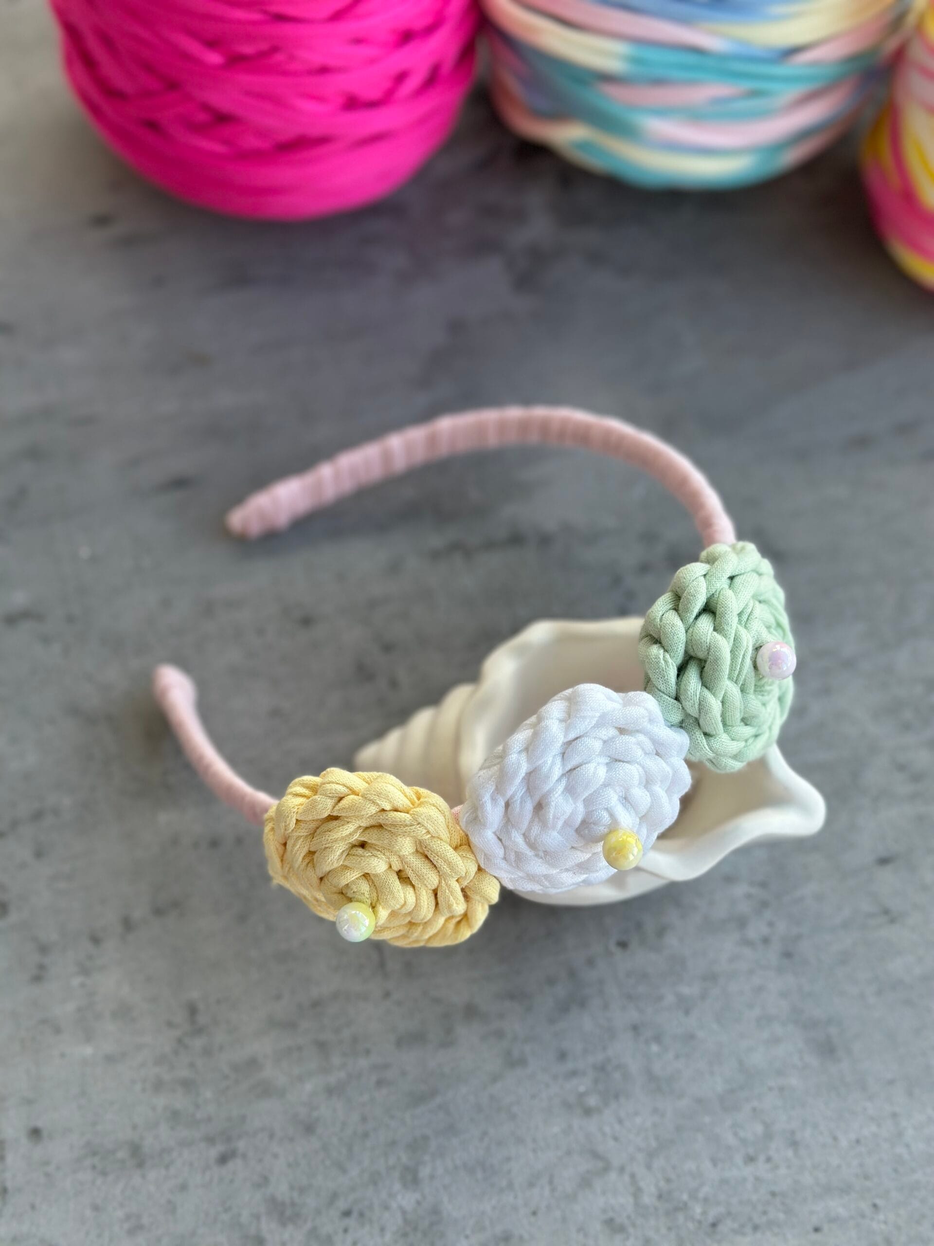 Rankų darbo plaukų lankelis gėlytės - Image 2